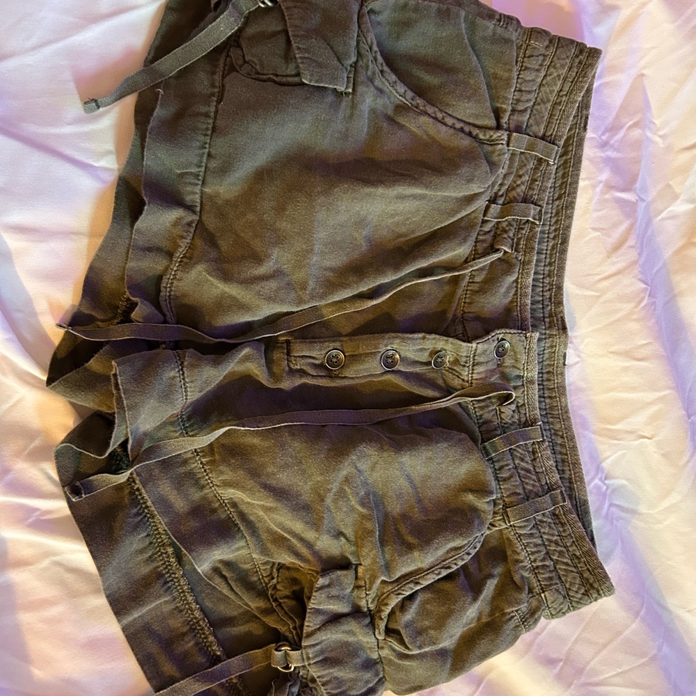 Free People Green Cargo Shorts Relaxed Fit - Picture 1 of 3